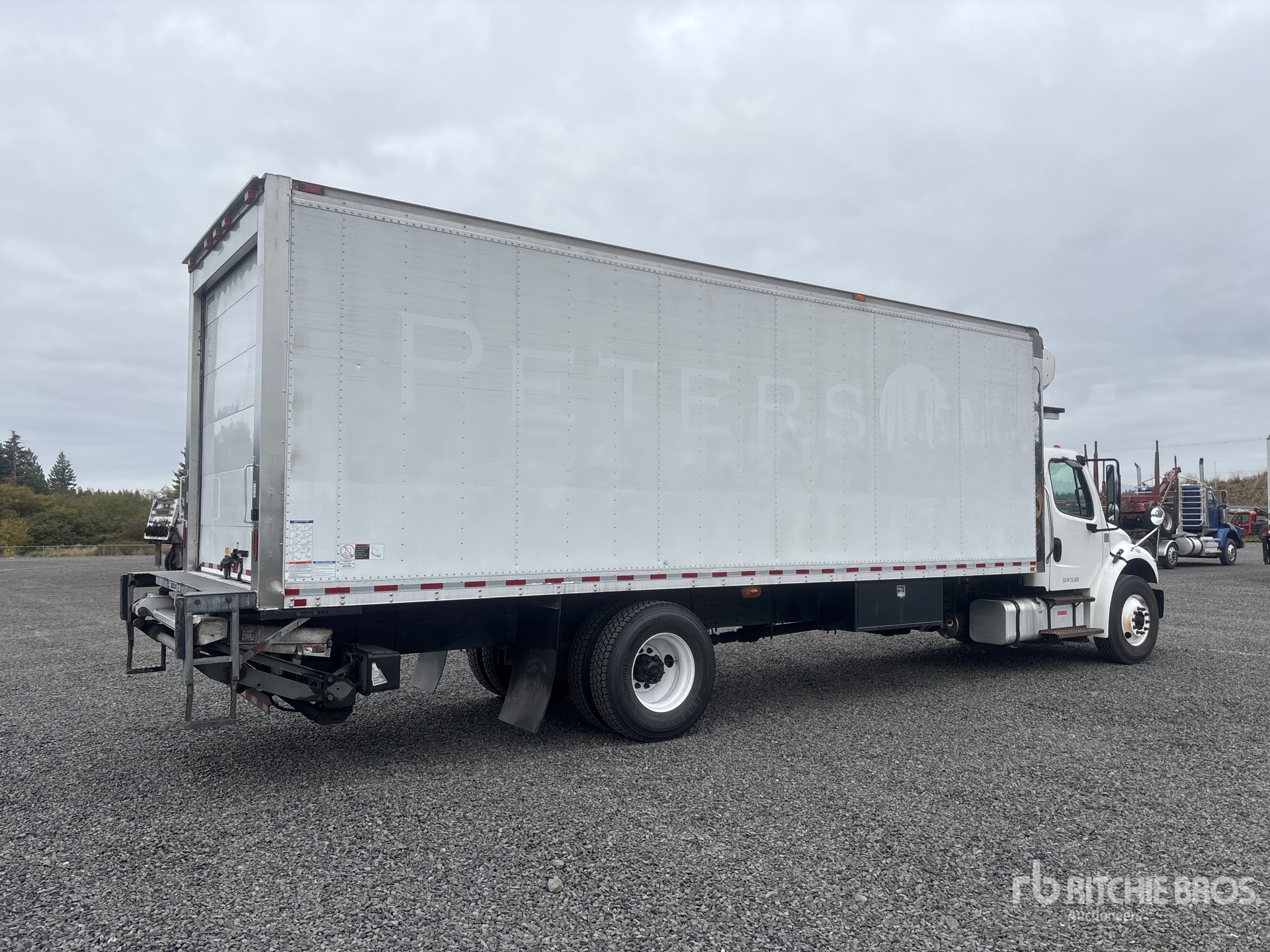 2019 Freightliner M2 106