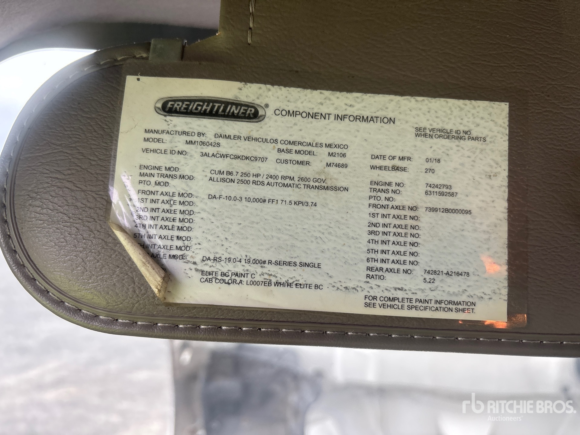 2019 Freightliner M2 106