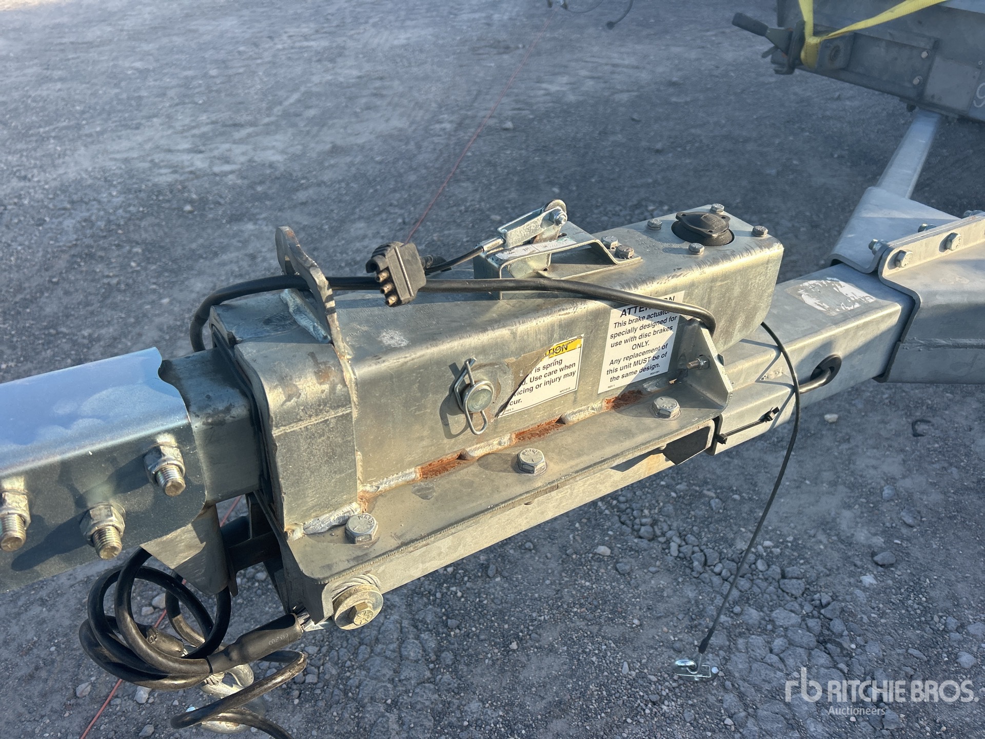 2020 Demco AT7000P