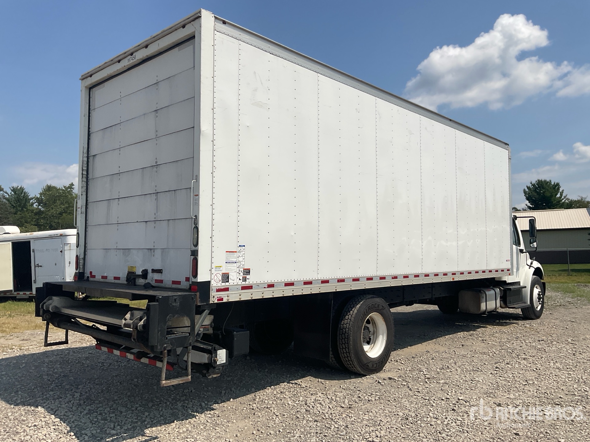 2017 Freightliner M2 106