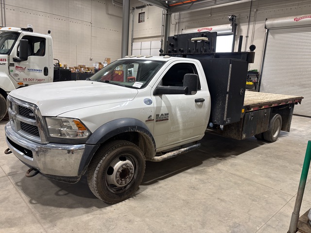 2018 Ram 5500 4x4 Flatbed Truck