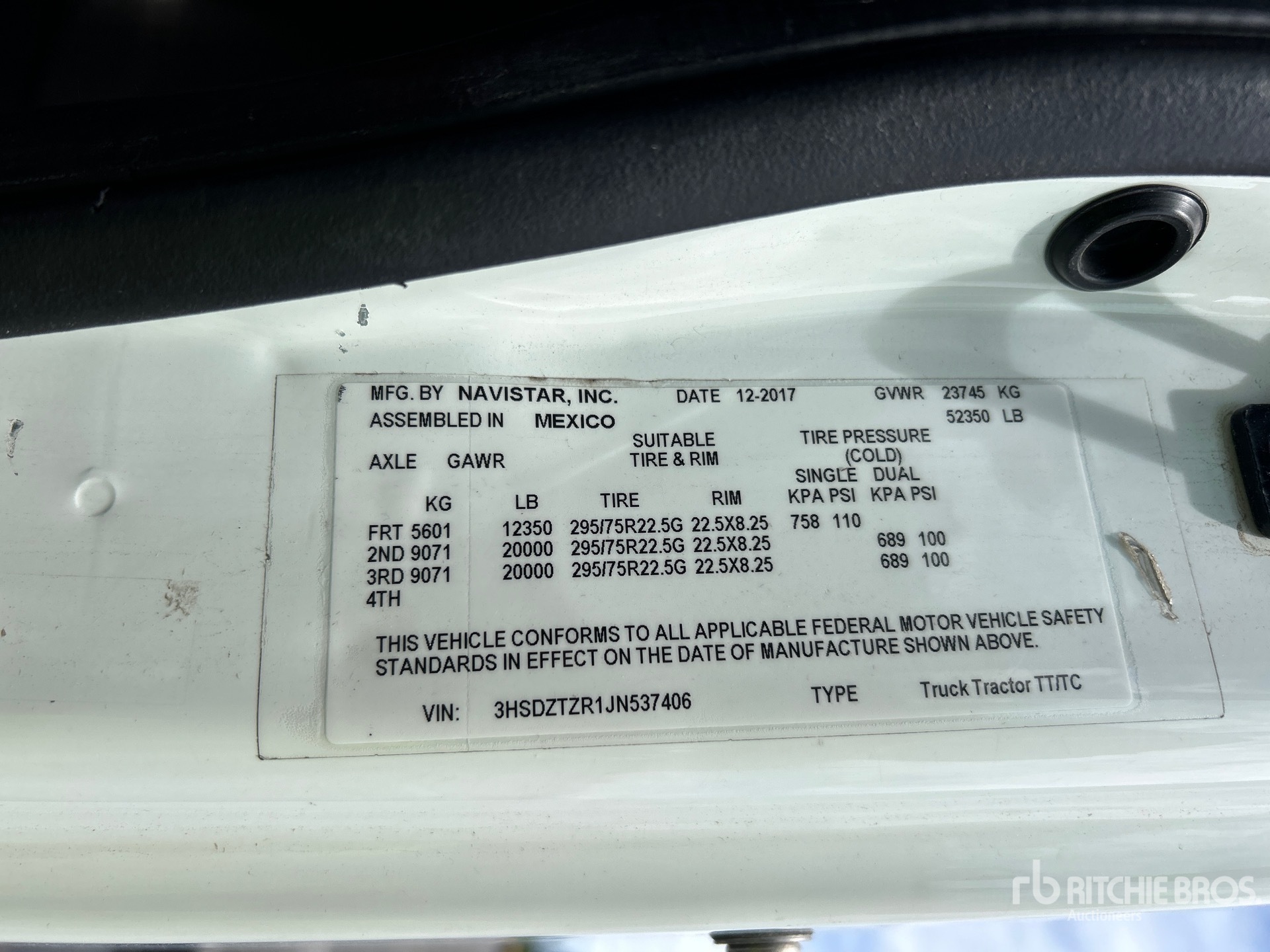 2018 International LT625