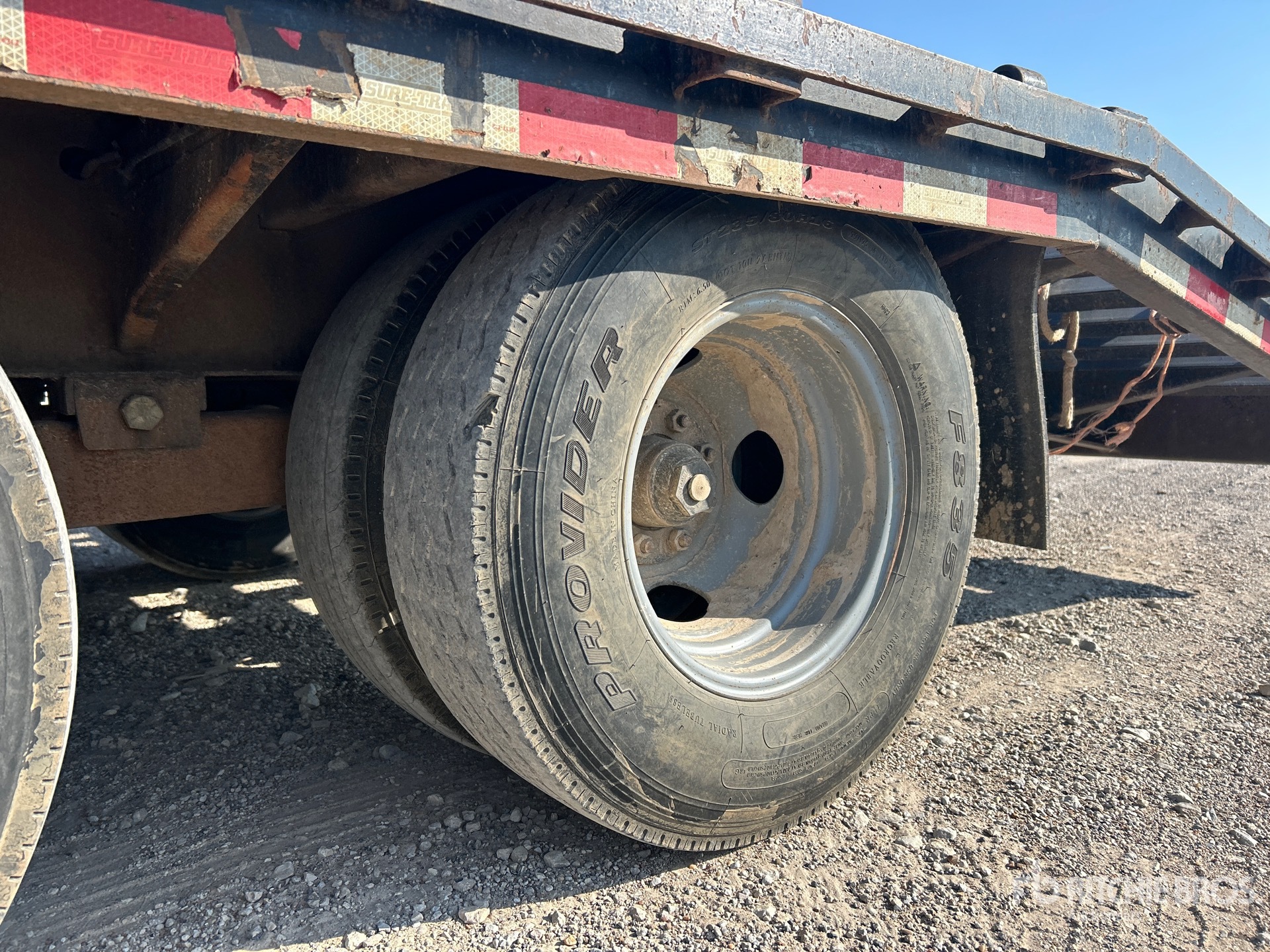 2018 Sure-Trac T/A Gooseneck