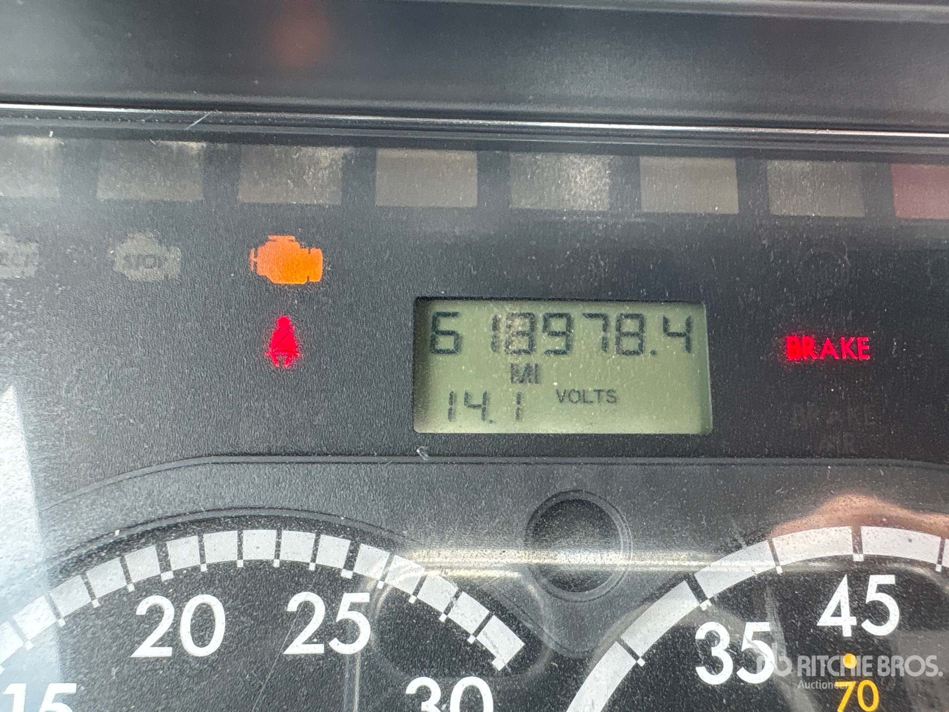 2013 Freightliner CASCADIA 113