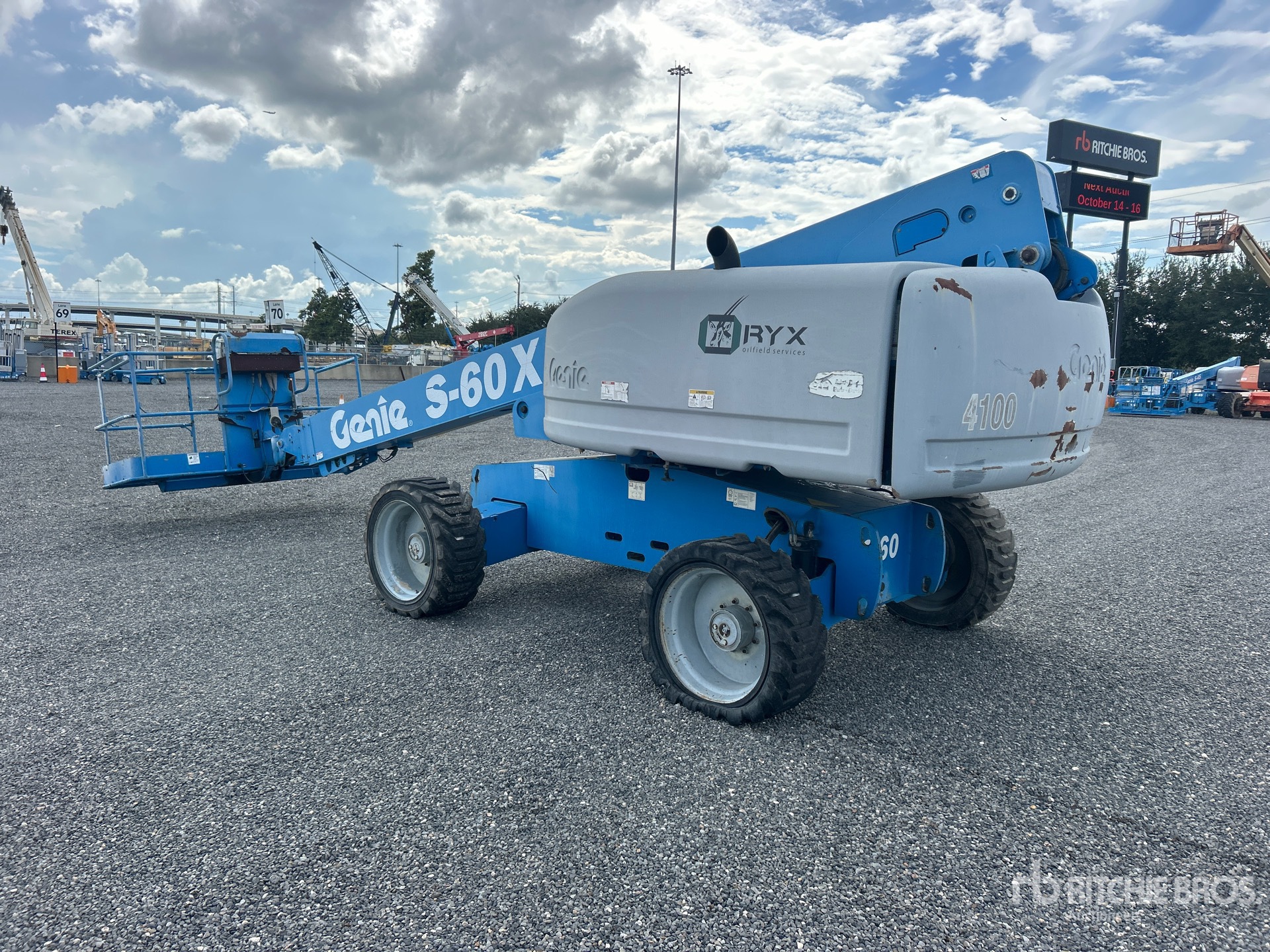 2012 Genie S-60X