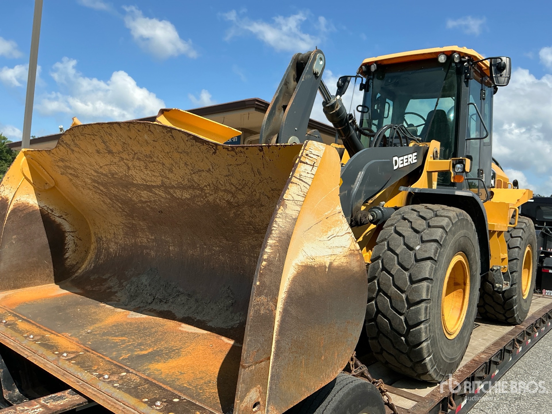 2019 John Deere 544L