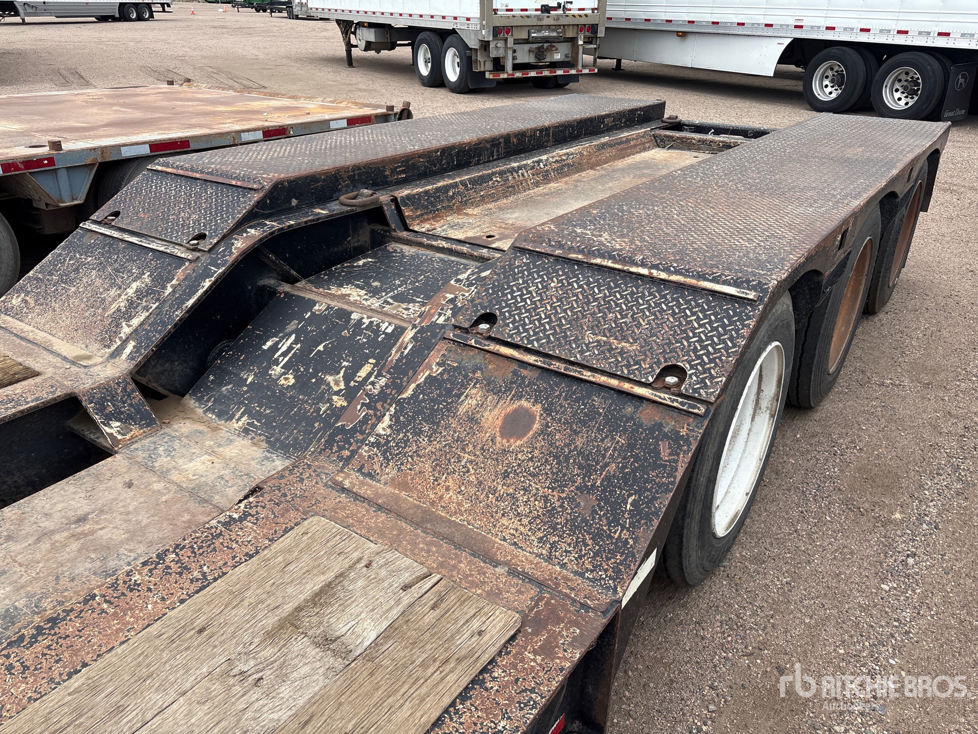 2009 Load King 553SS