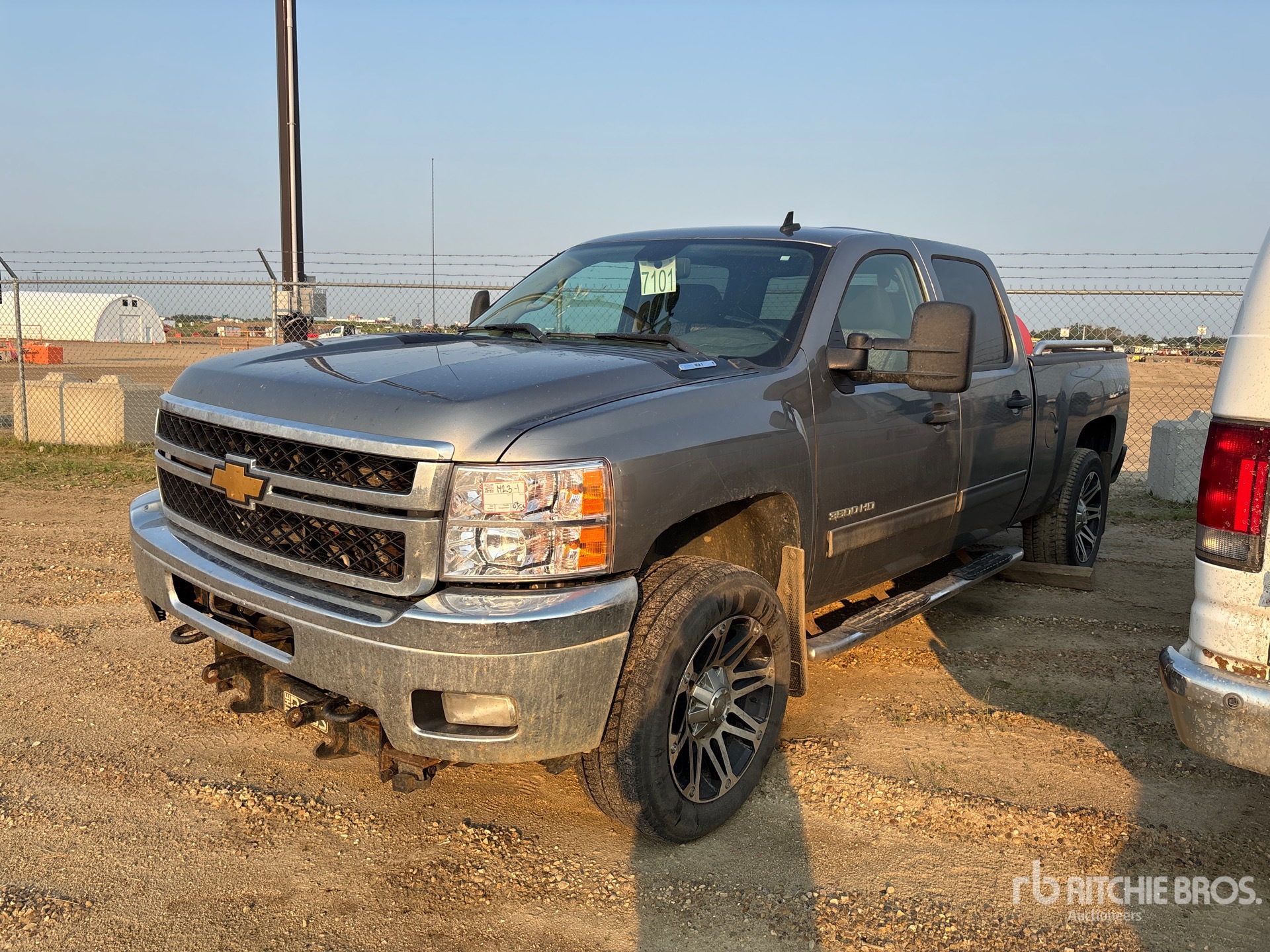 General Appearance with Featured Photo