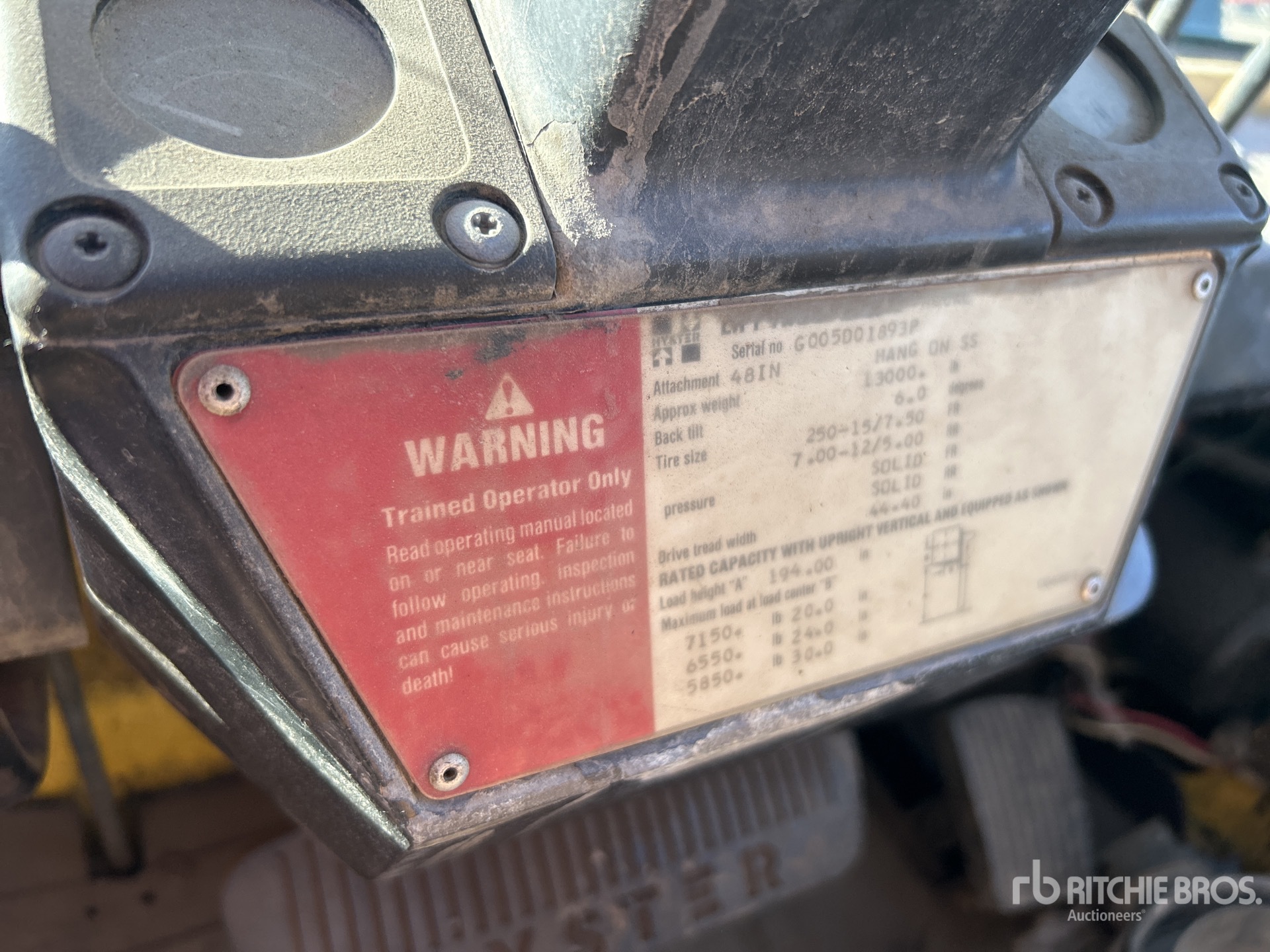 1993 Hyster 7150 LB PNEUMATIC TIRE (INOPERABLE)