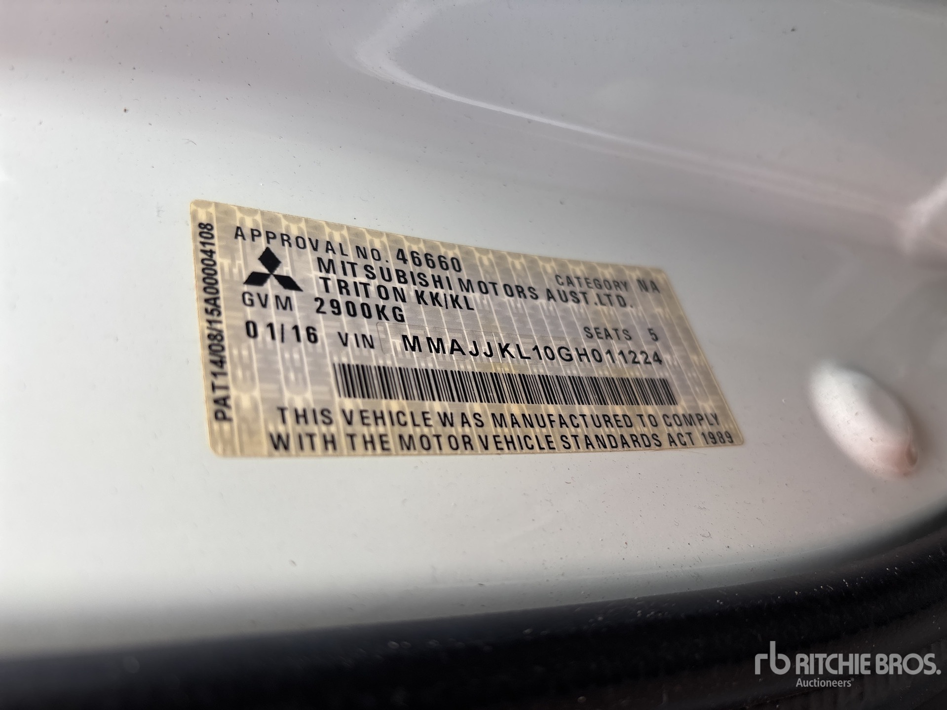 2016 Mitsubishi TRITON