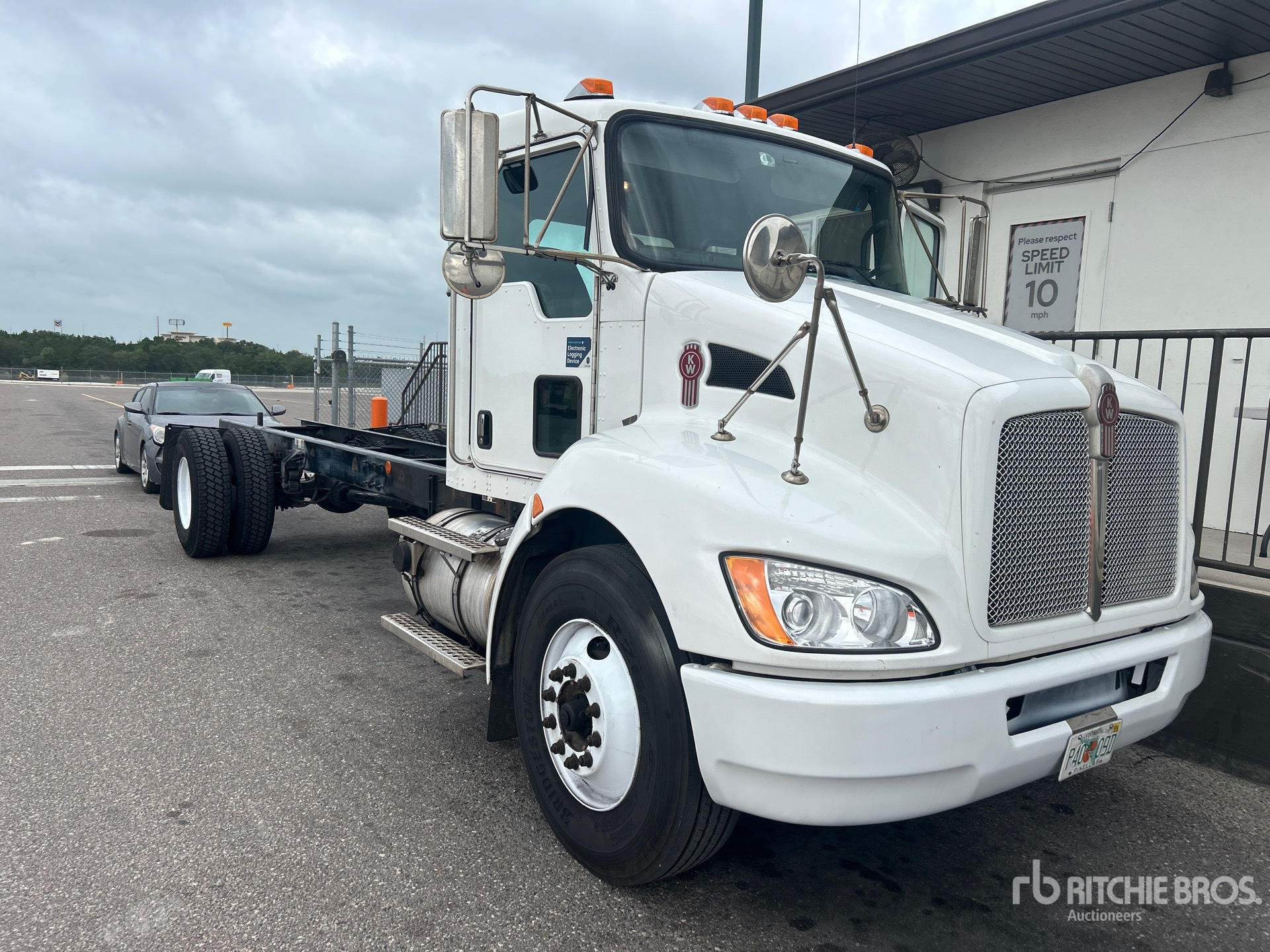 2020 Kenworth T370