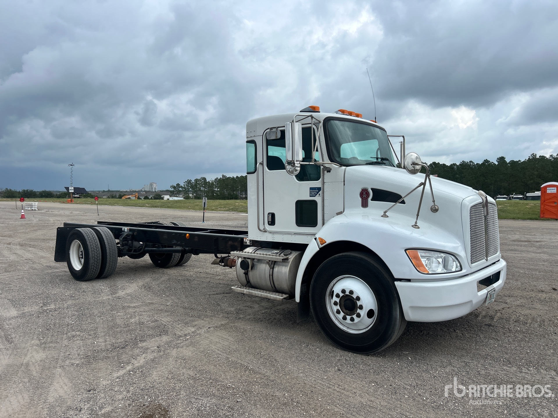 2020 Kenworth T370