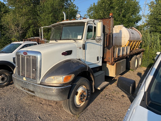 2007 Peterbilt 340 6x4 Mud Mixing Truck