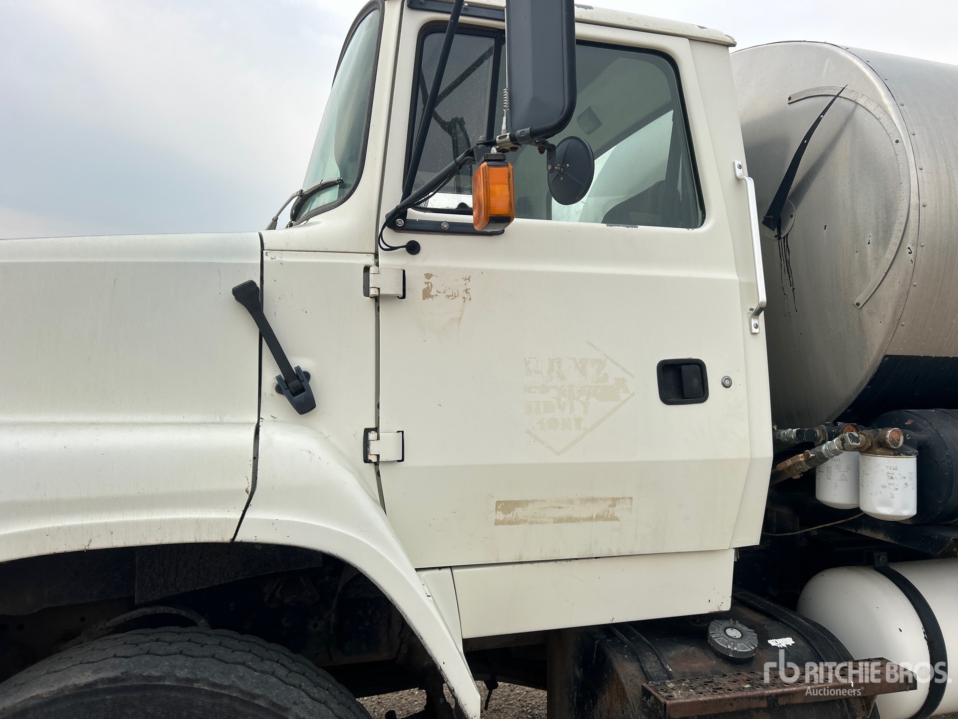 1994 Ford LTS8000F