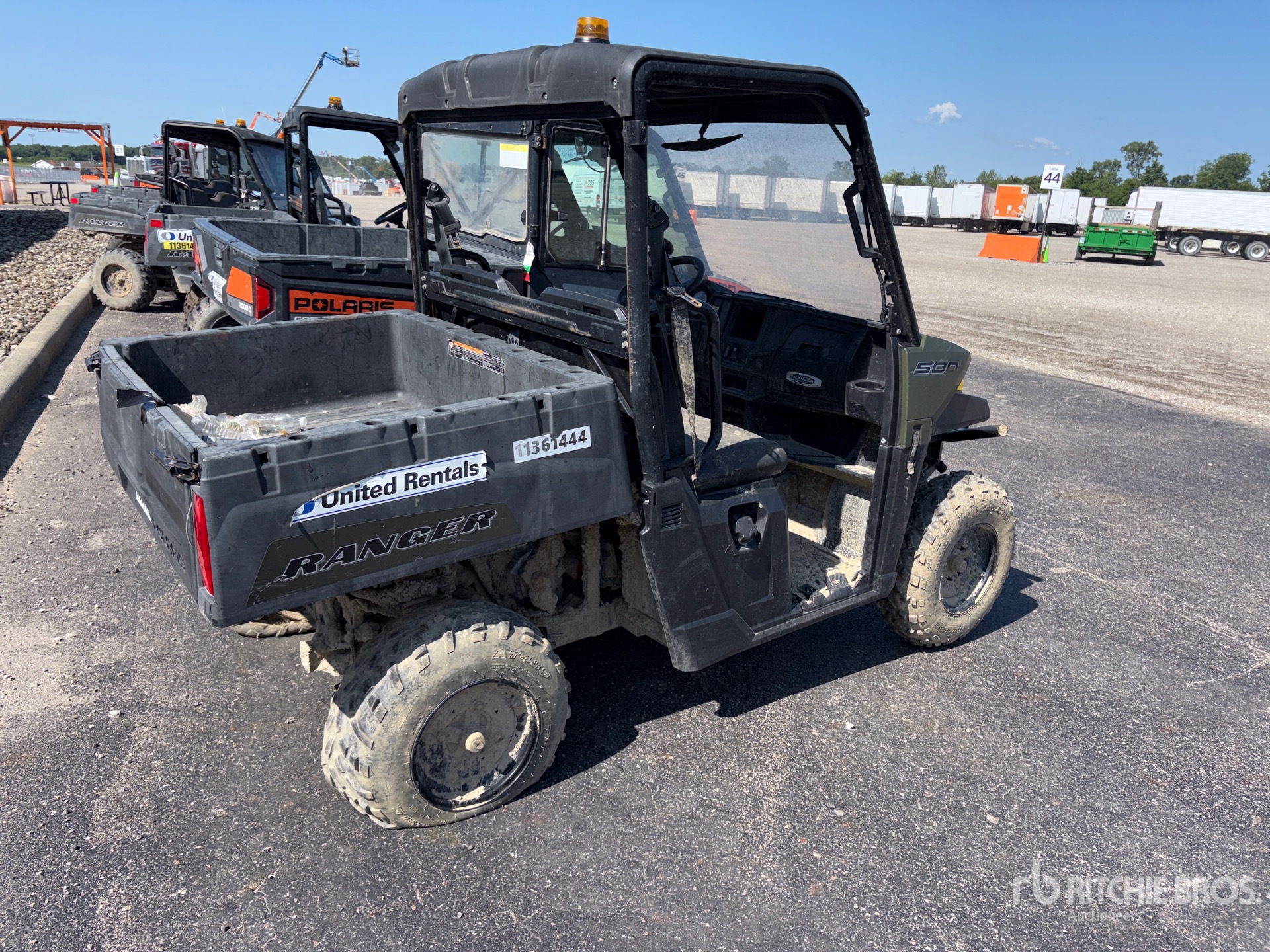 General Appearance with Picture, Right Rear Corner