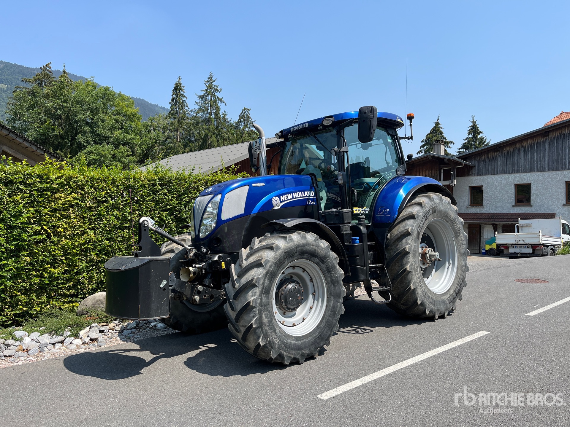 2014 New Holland T7.210