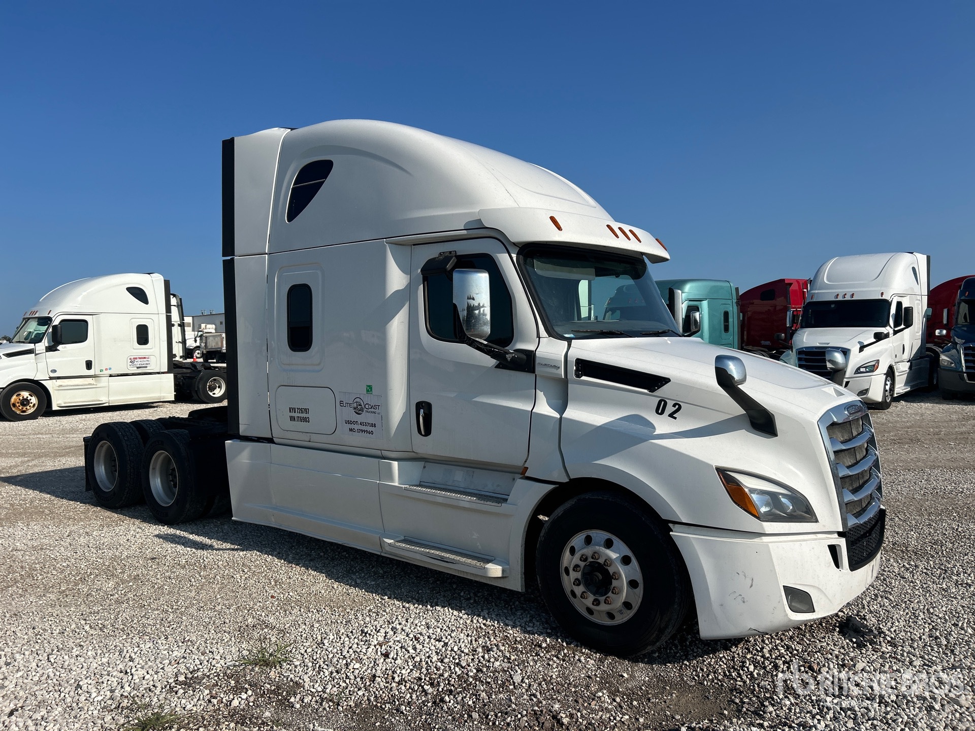 2018 Freightliner CASCADIA 126