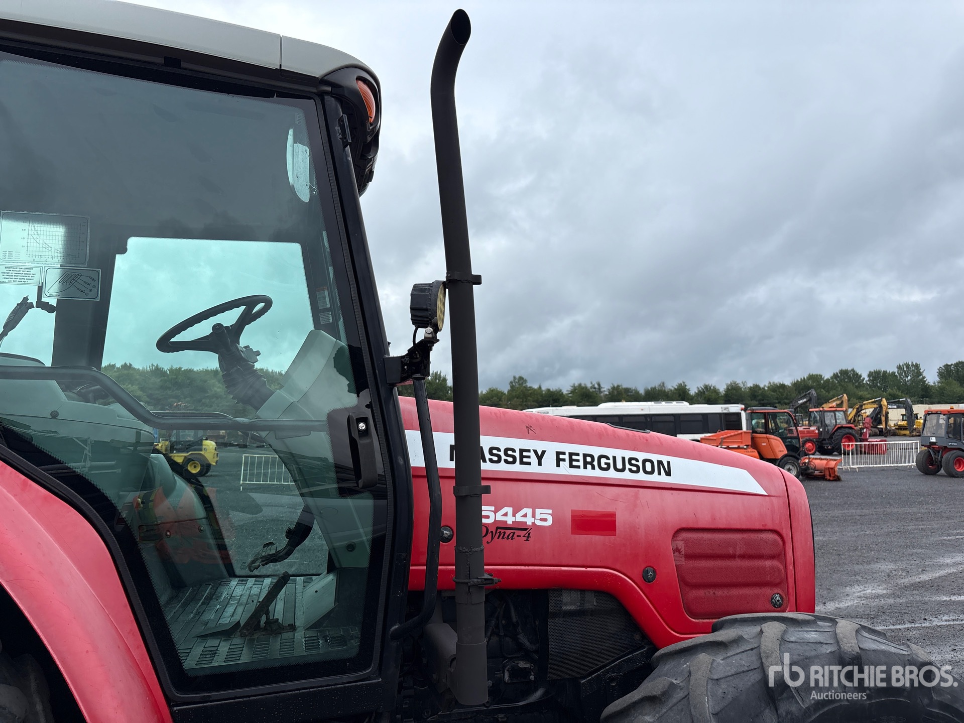 2008 Massey Ferguson MF5445