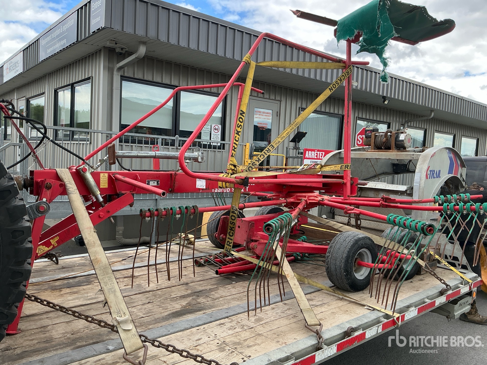 Photo of 2014 Kverneland 9042T