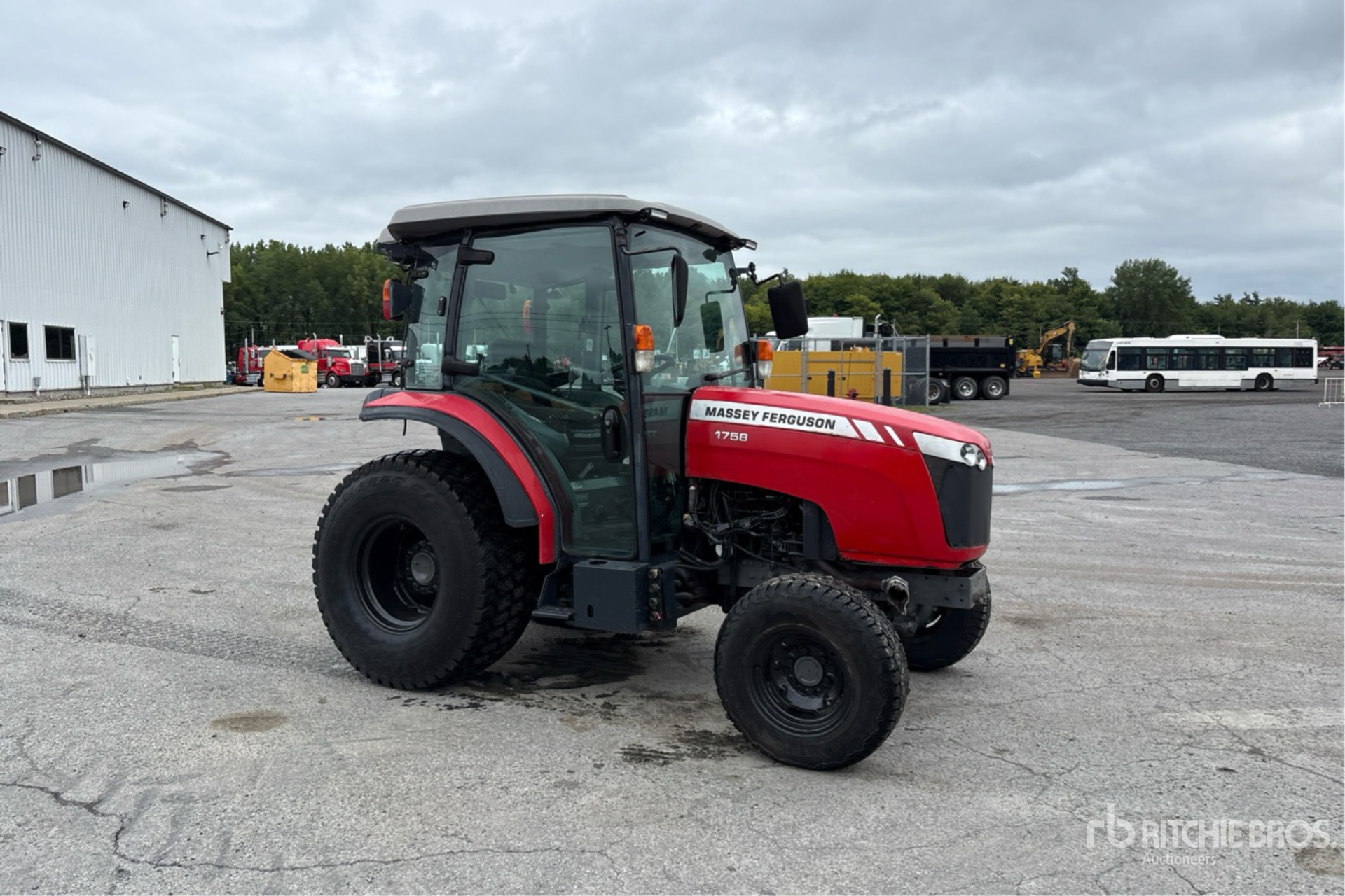 2016 Massey Ferguson 1758H