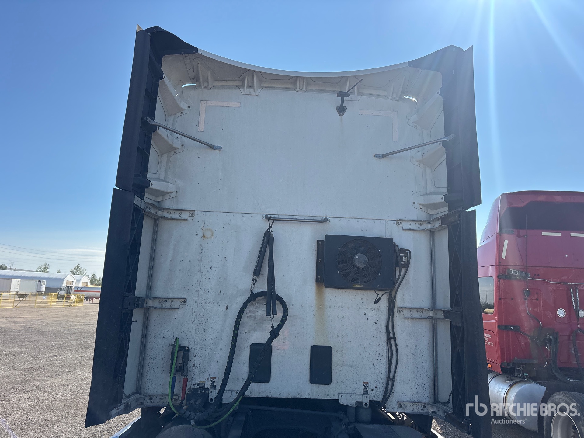 2023 Kenworth T680