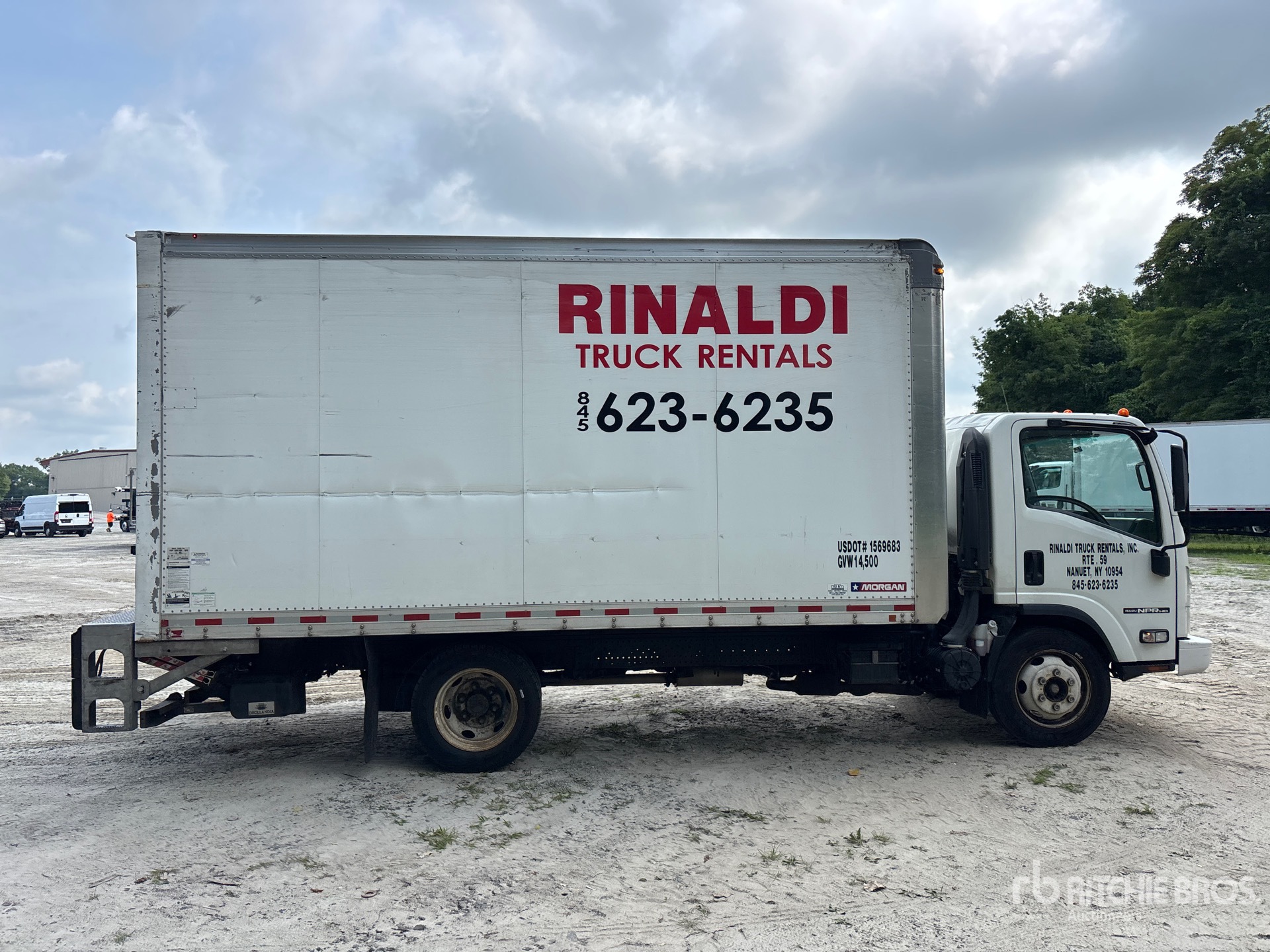 2021 Isuzu NPR