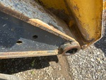 Chassis with Quick Coupler to Arms Pins