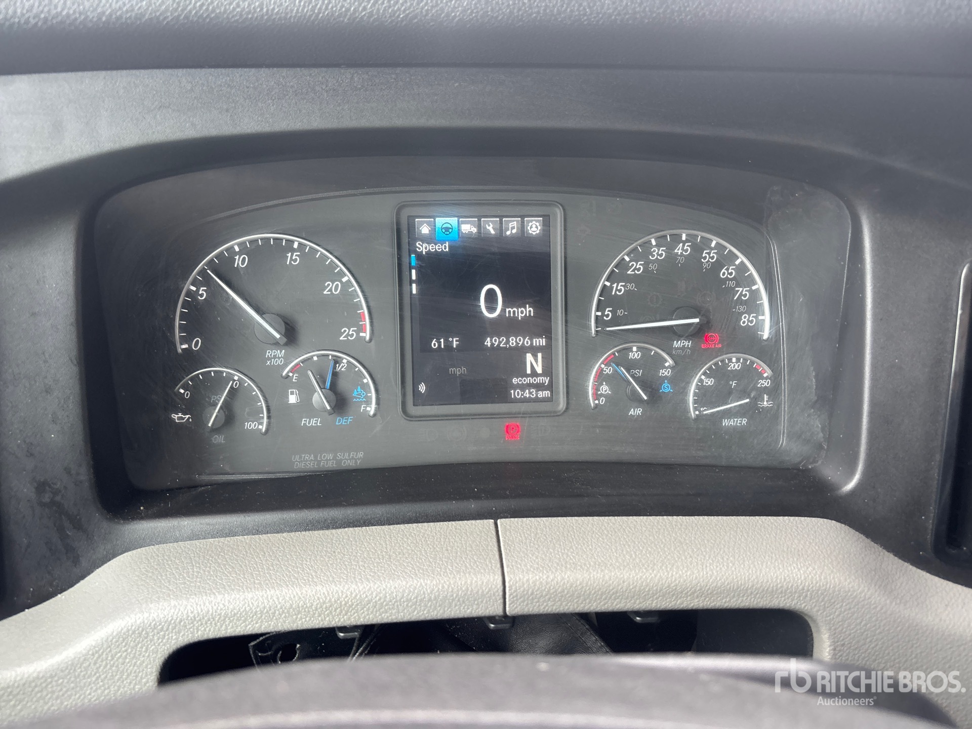 2022 Freightliner CASCADIA 126