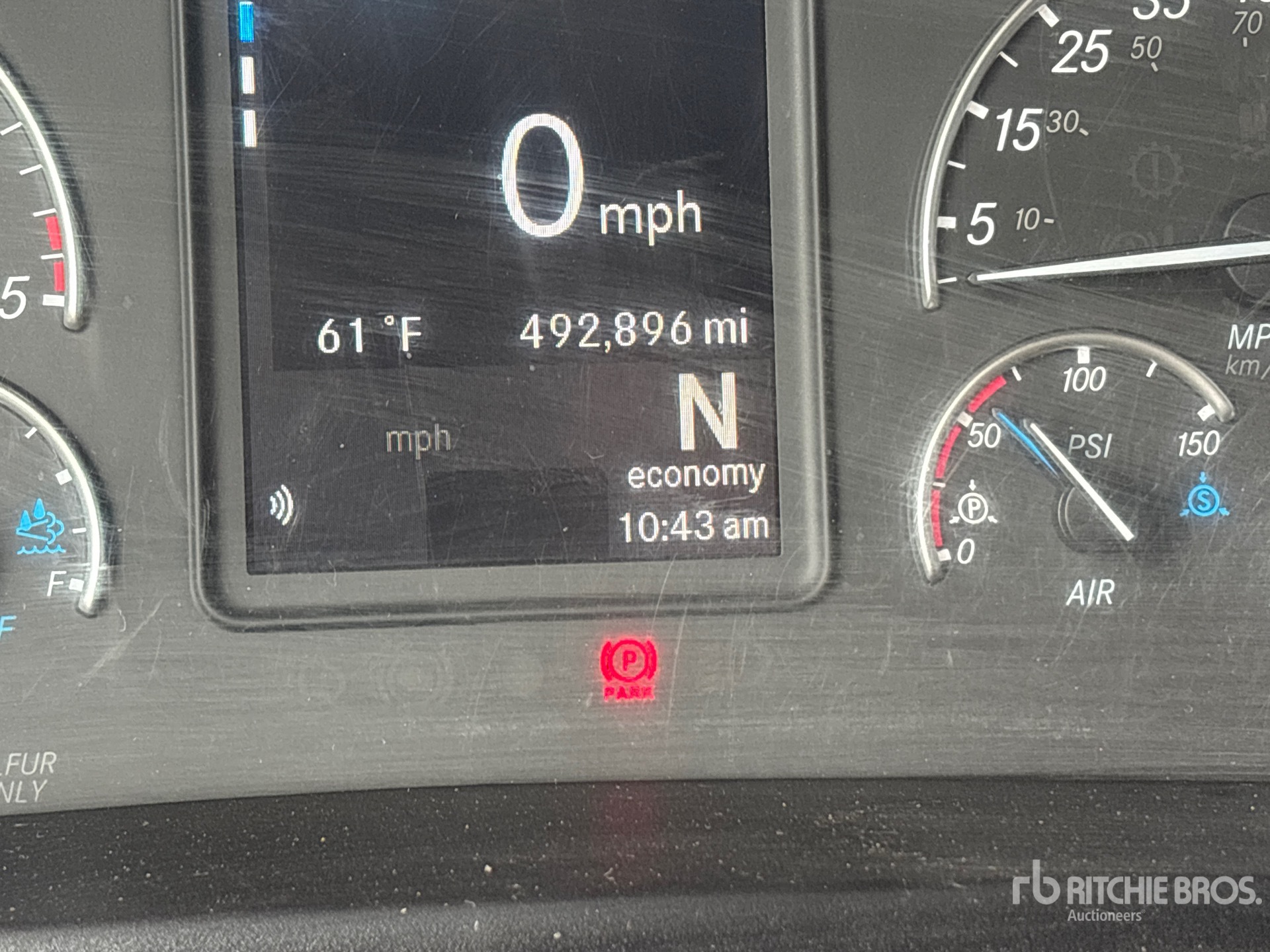 2022 Freightliner CASCADIA 126
