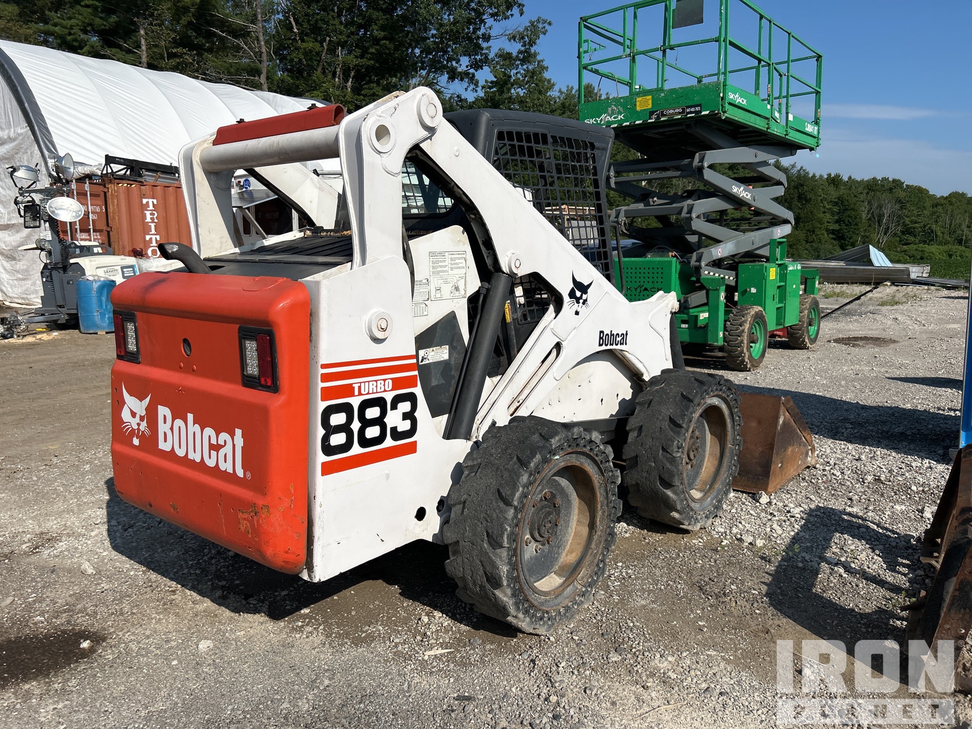 General Appearance with Picture, Right Rear Corner