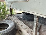 Underbody with Leveling Jacks