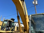 Hydraulics with Boom Lift Cylinder(s)