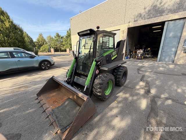2020 Kovaco Elise 900 Skid Steer Loader