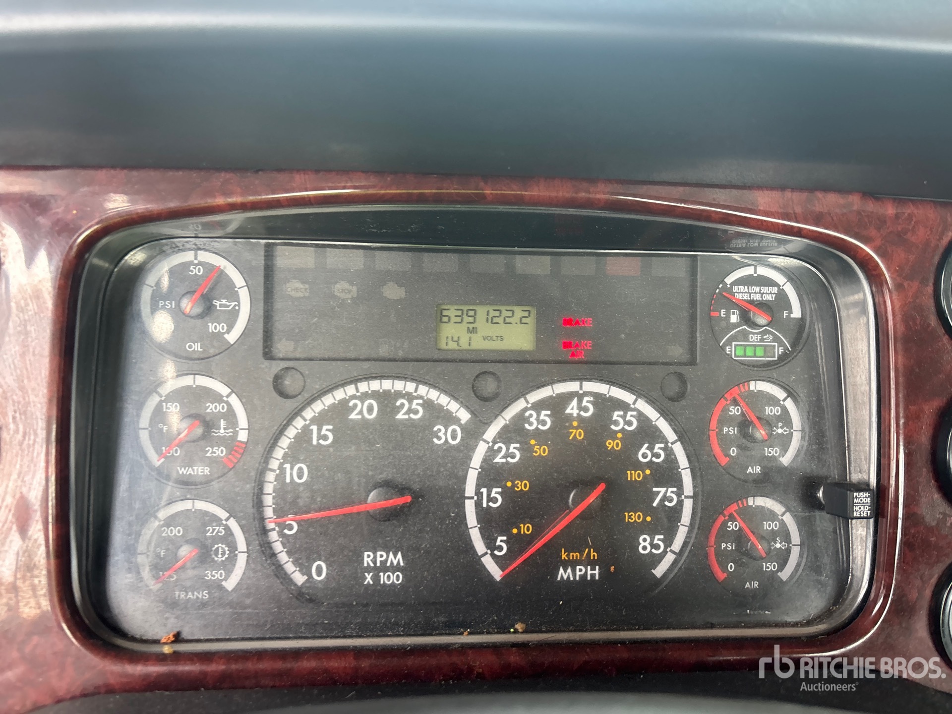 2015 Freightliner 114SDS