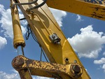 Hydraulics with Auxiliary Hydraulic Plumbing