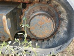 Drivetrain with Left Final Drive