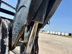 Hydraulics with Carriage Tilt Cylinder