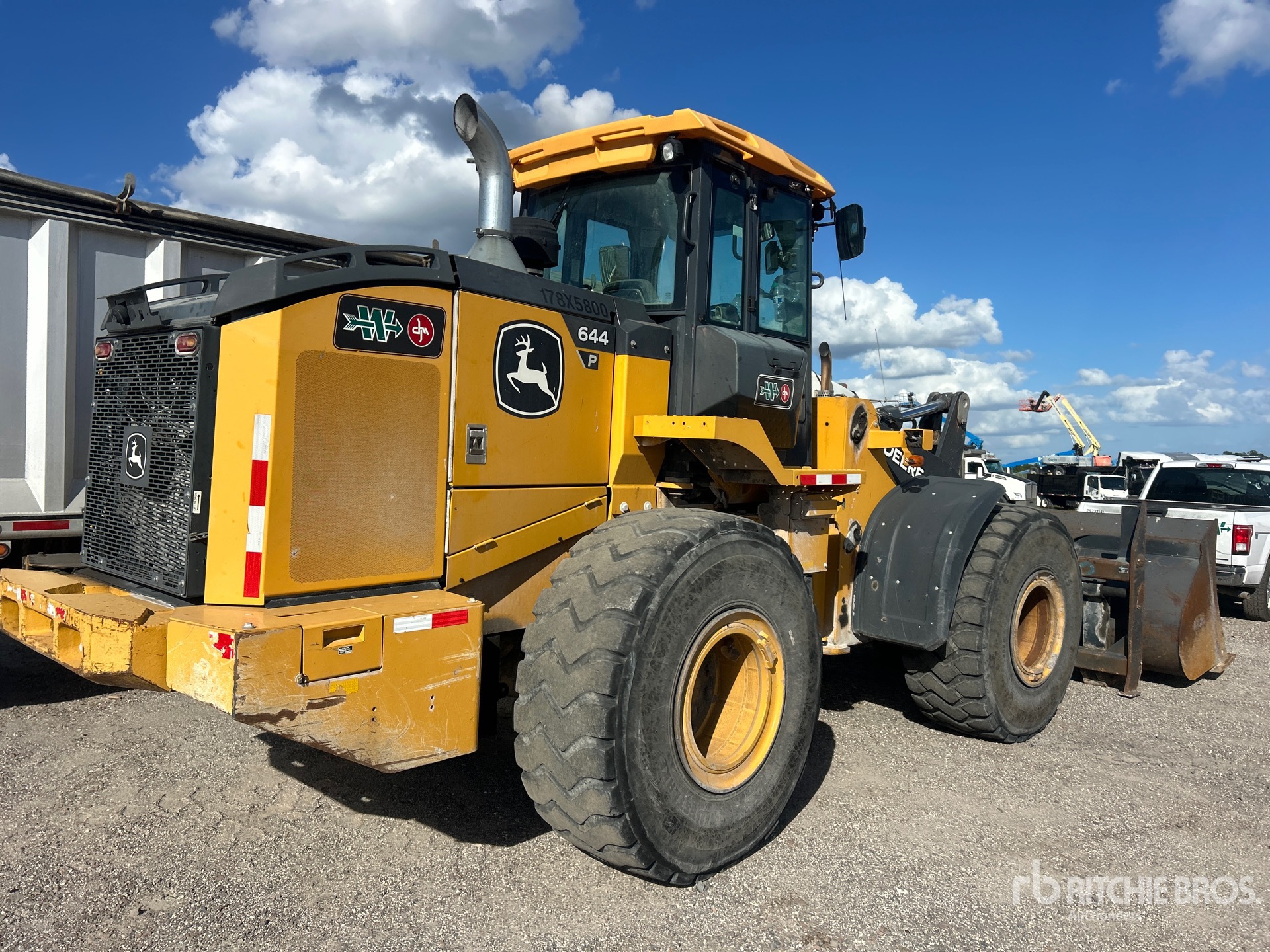 2022 John Deere 644 P-TIER