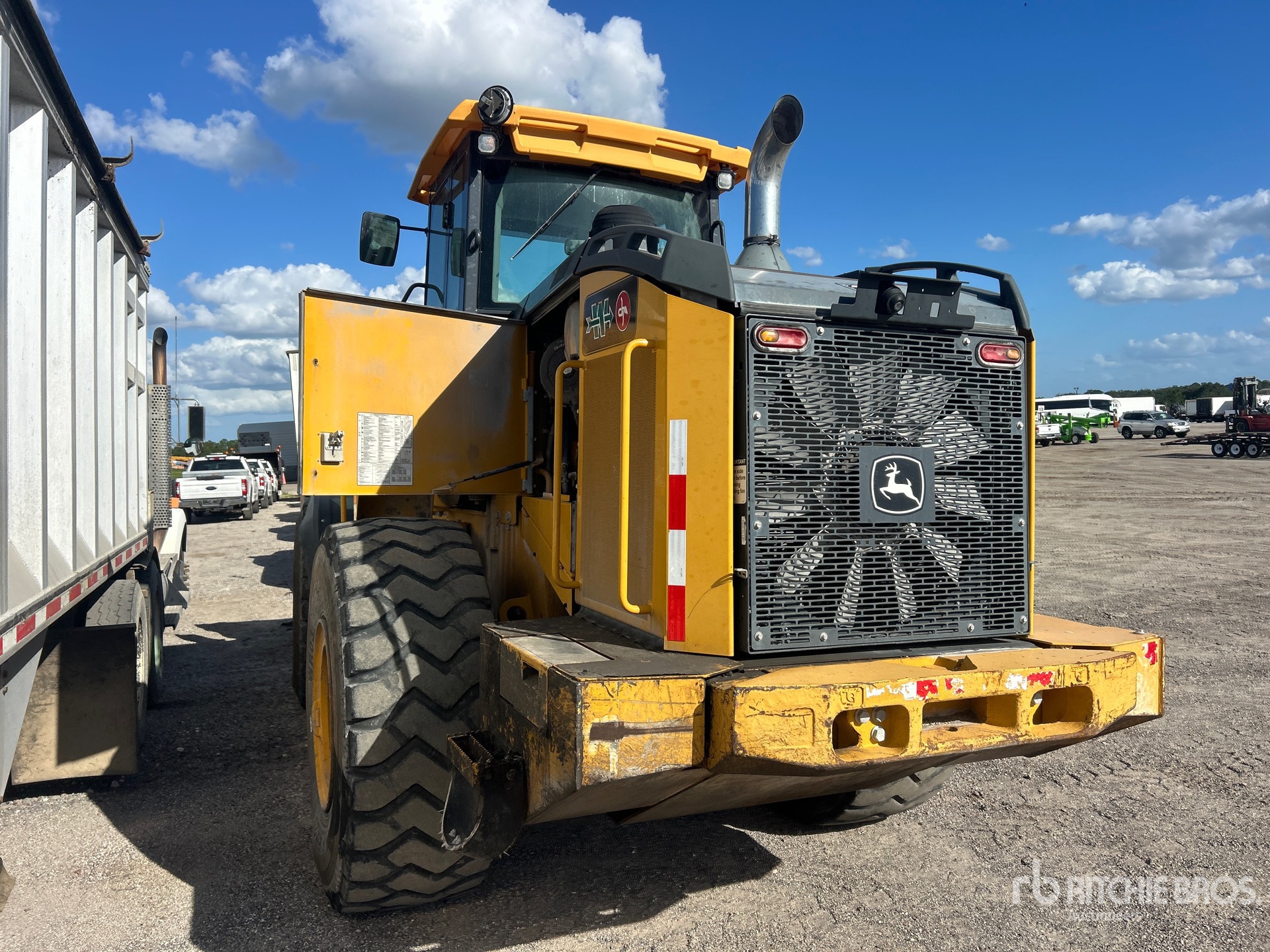 2022 John Deere 644 P-TIER