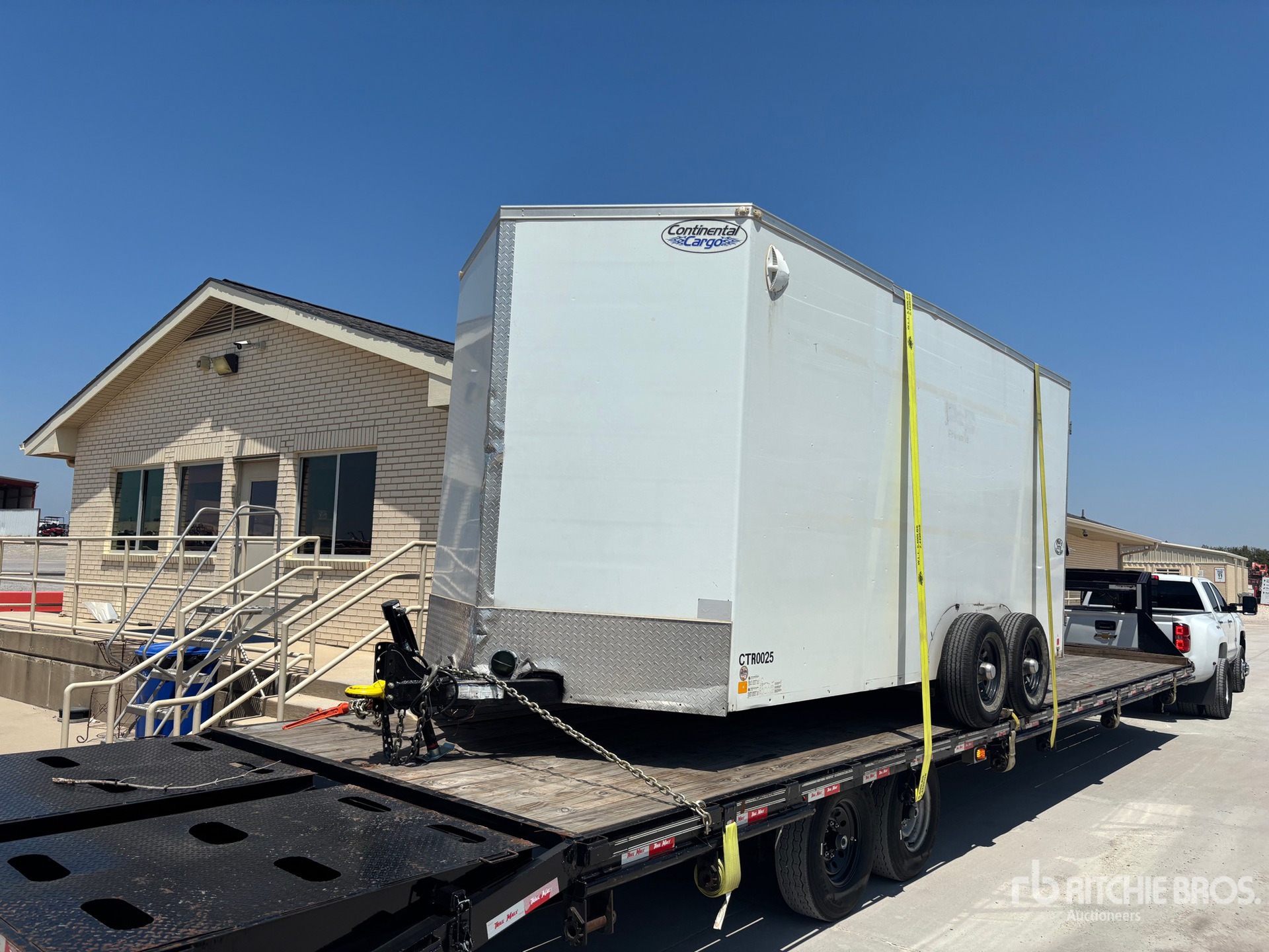 Photo of a 2022 Forest River 17 ft T/A