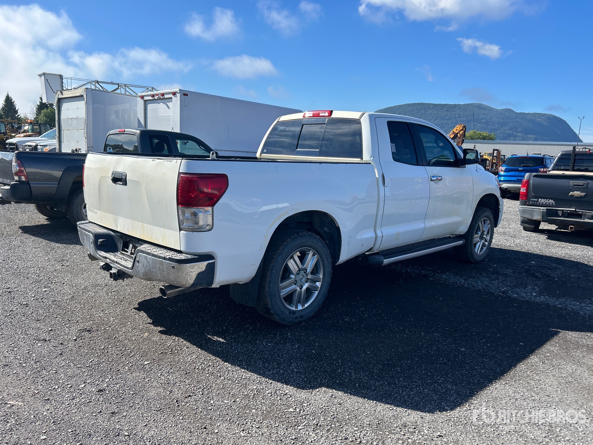 2011 Toyota TUNDRA