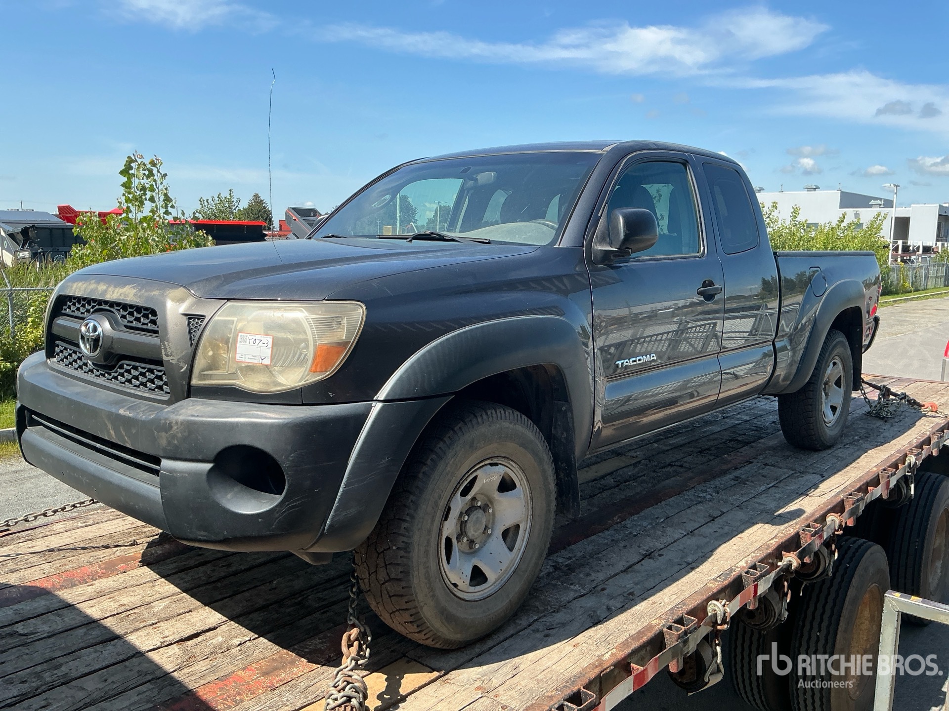 Photo of 2011 Toyota TACOMA