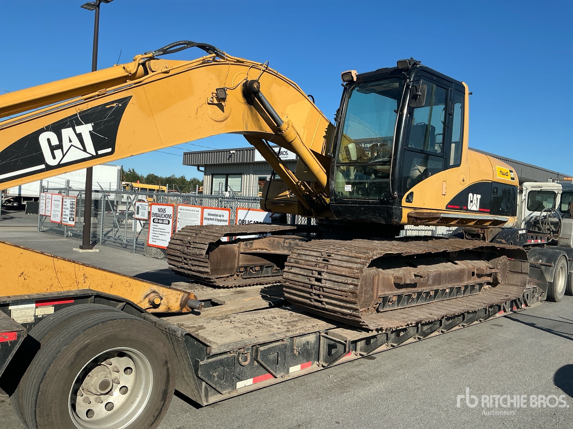 Photo of 2005 Caterpillar 320C L