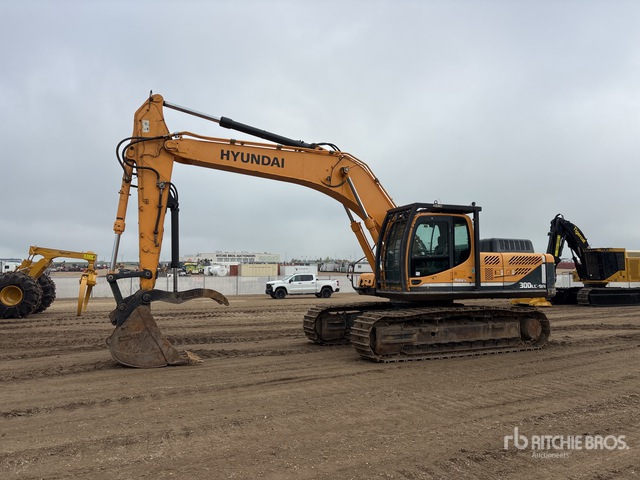 2015 Hyundai Robex 300lc-9a Tracked Excavator