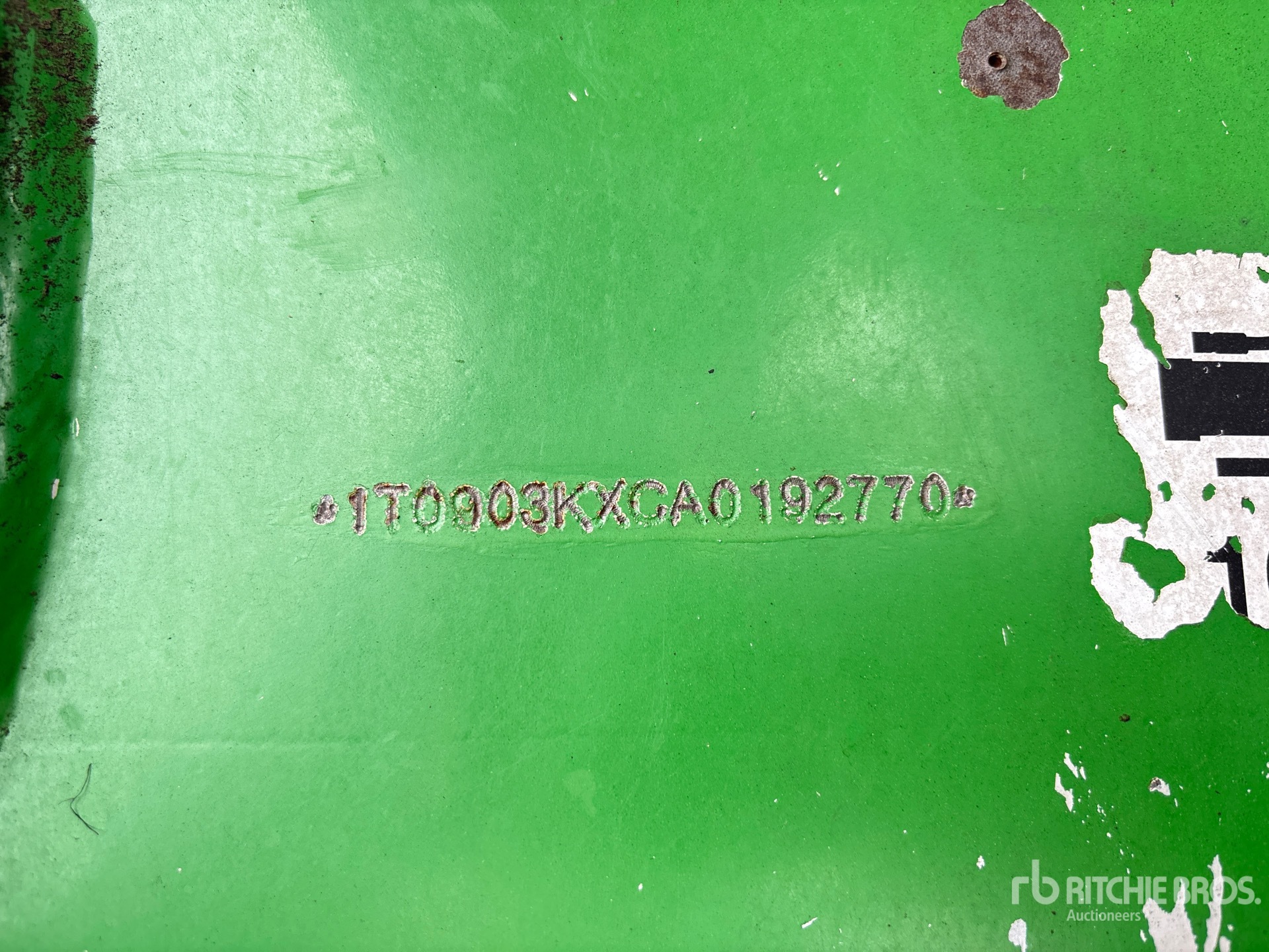 General Appearance with Numero seriale/numero d’identificazione del veicolo (VIN)