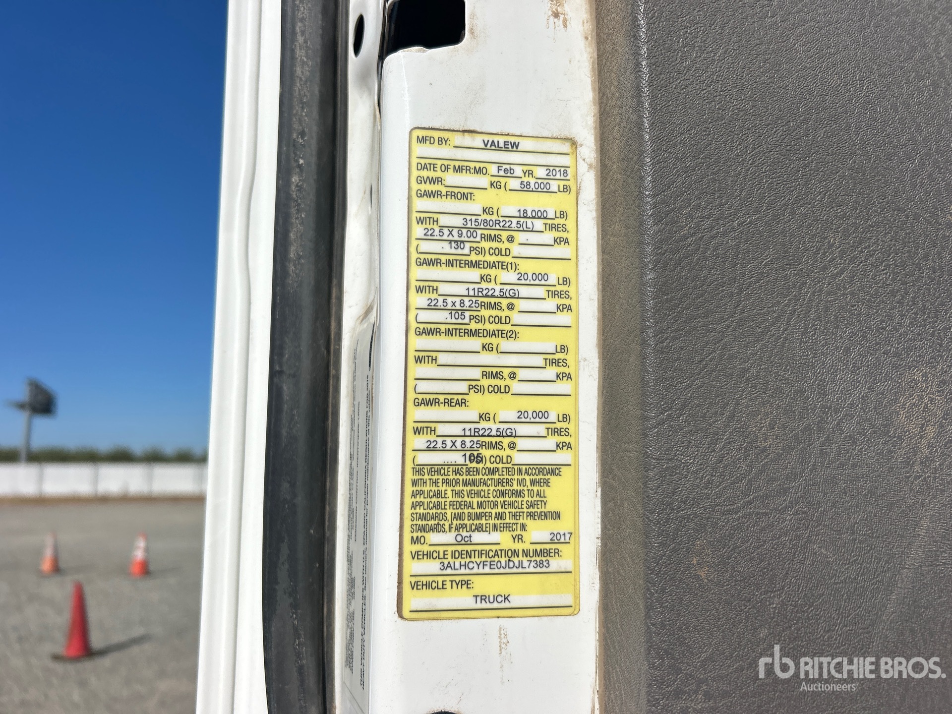 2018 Freightliner M2 106