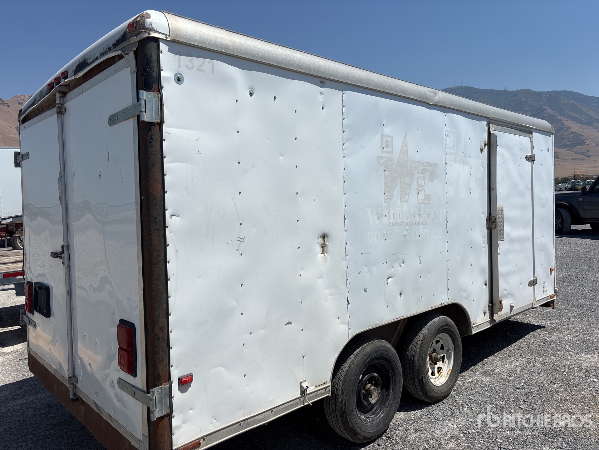 General Appearance with Picture, Right Rear Corner
