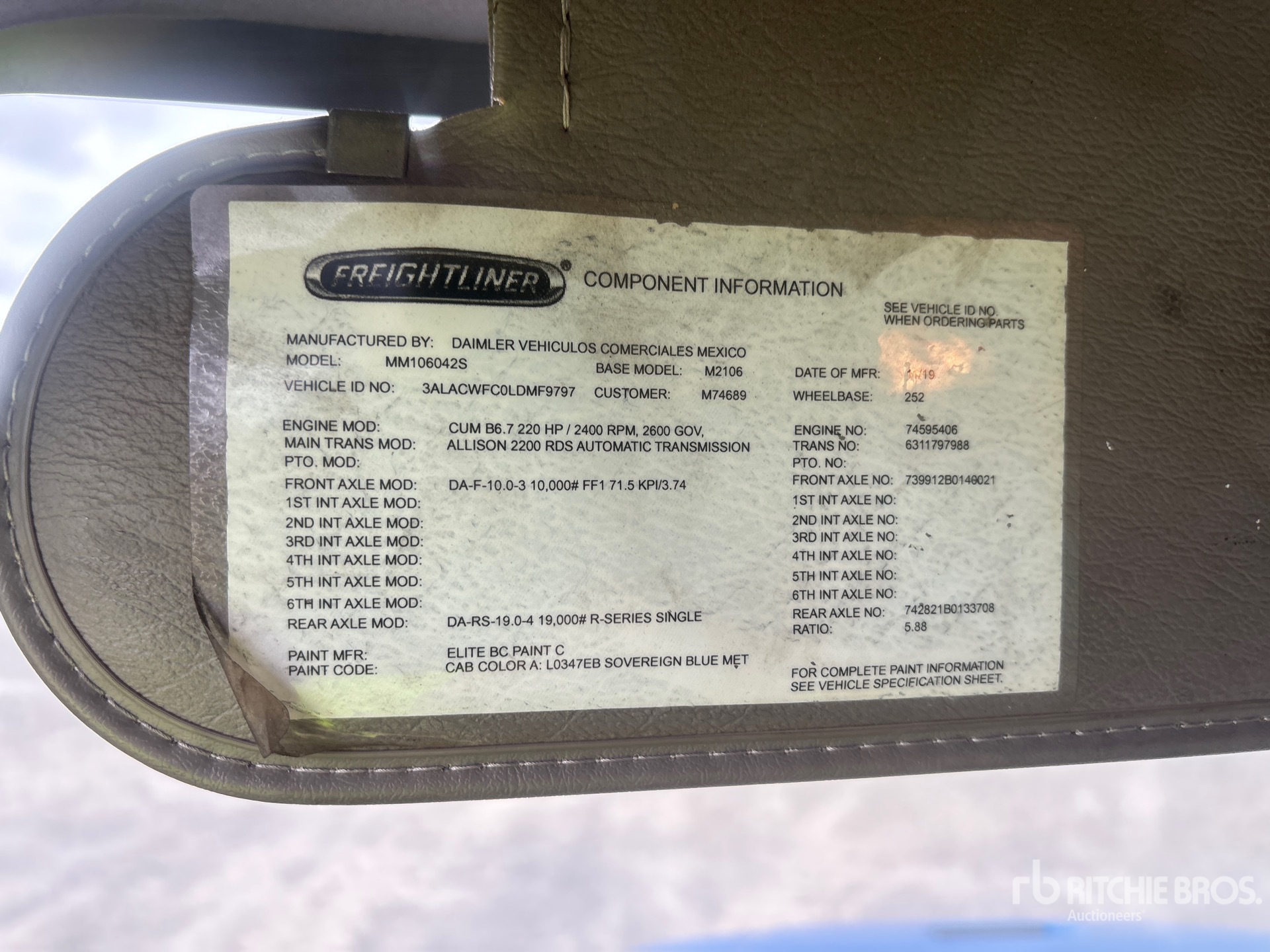 2020 Freightliner M2