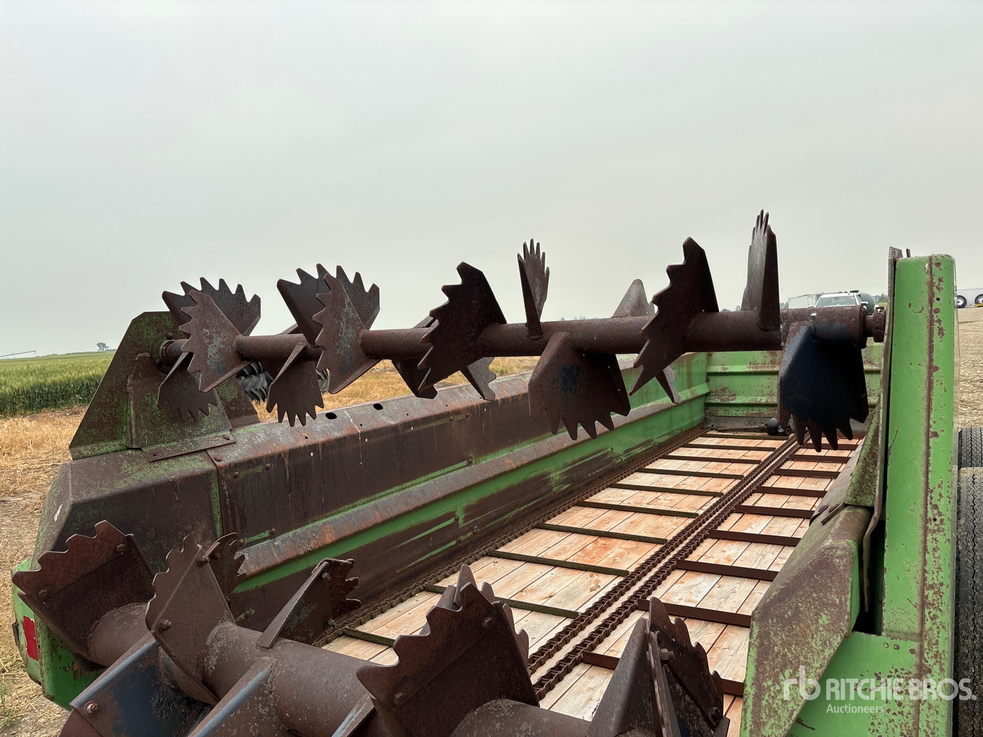 John Deere 680