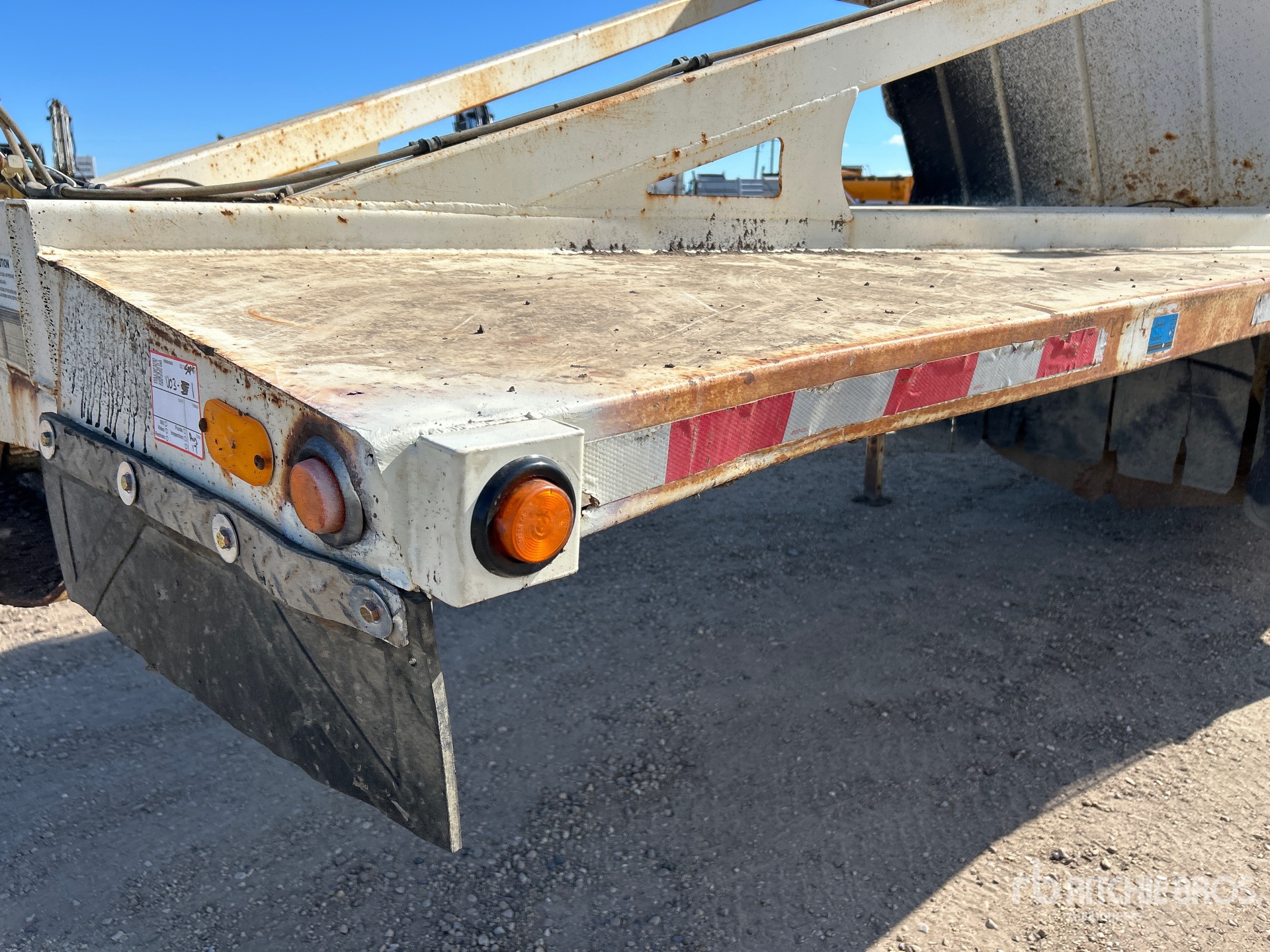 2002 Arnes 42 ft Tri/A